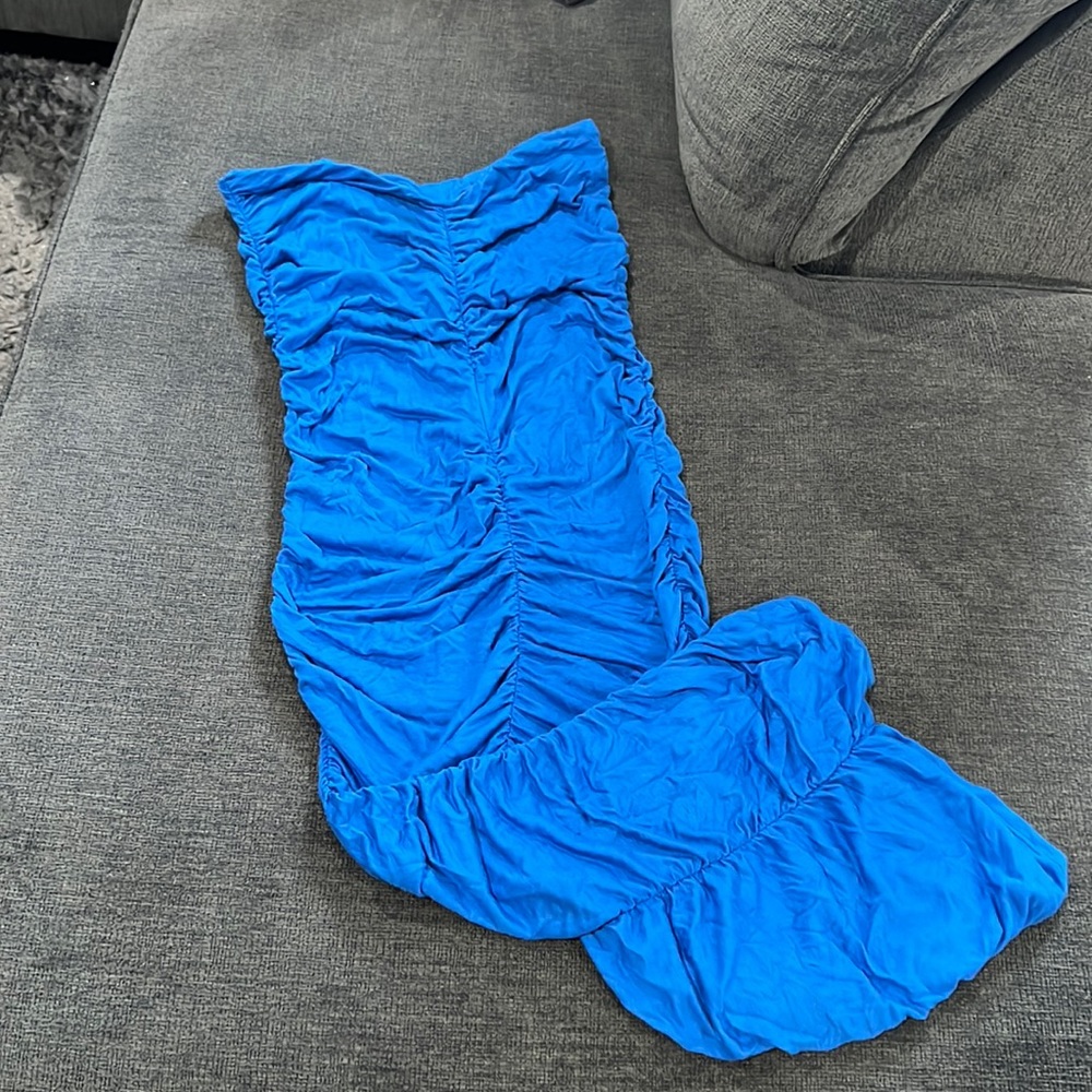 FASHIONNOVA Ruched Tube Dress midi
